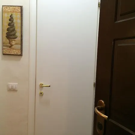Kibilu - Via Thaon De Revel Apartment Milan Room photo